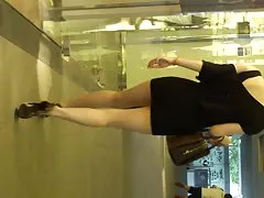 与囚犯发生性关系